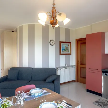 Grazia - Bilocale Con Vista E Giardino شقة بافينو