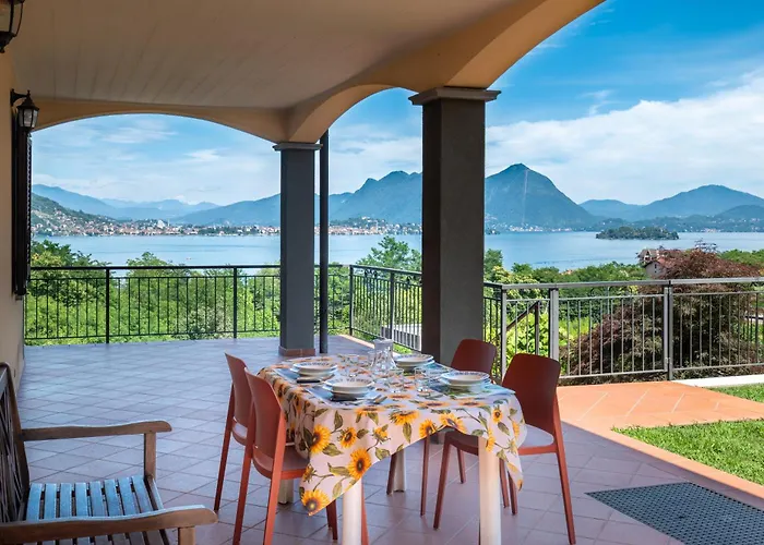 Grazia - Bilocale Con Vista E Giardino Apartment Baveno